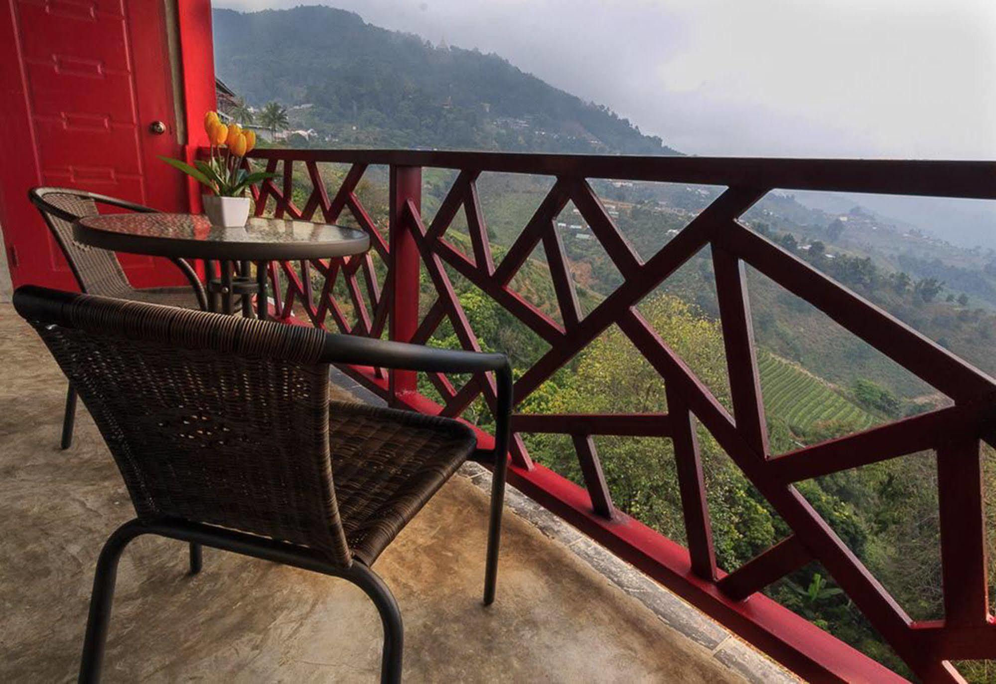 Wang Put Tan Boutique House Hotel Mae Salong Exterior photo